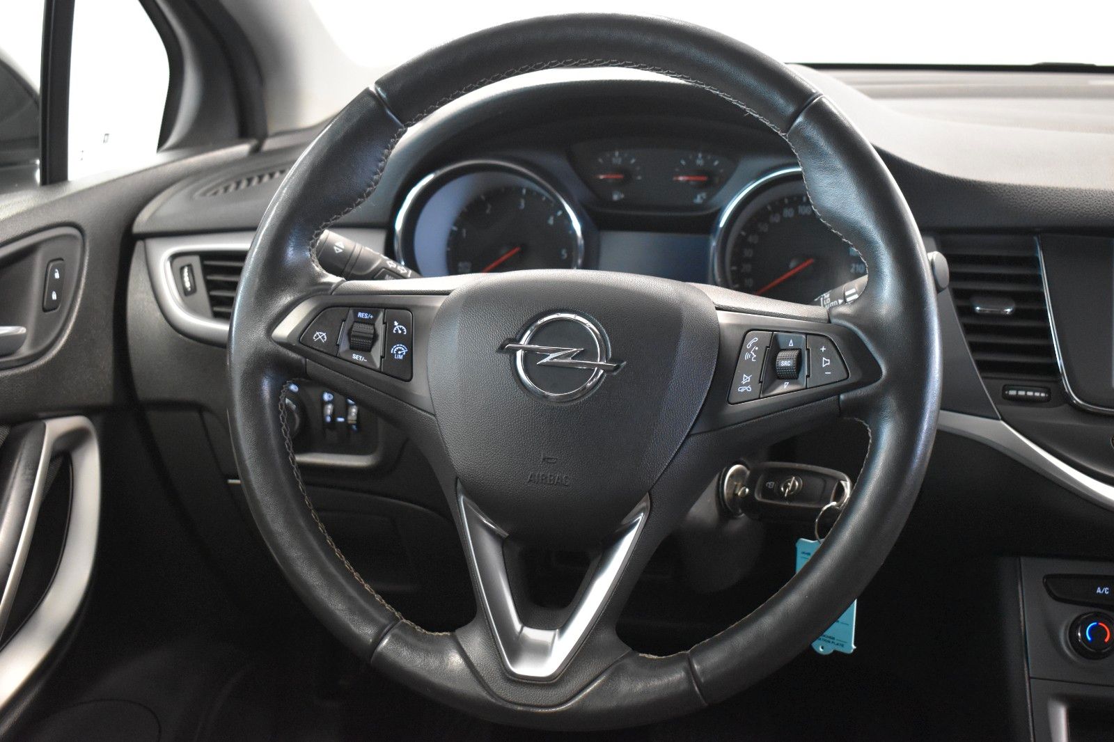 Opel Astra K Sports Tourer - Samsaru's Car Outlet