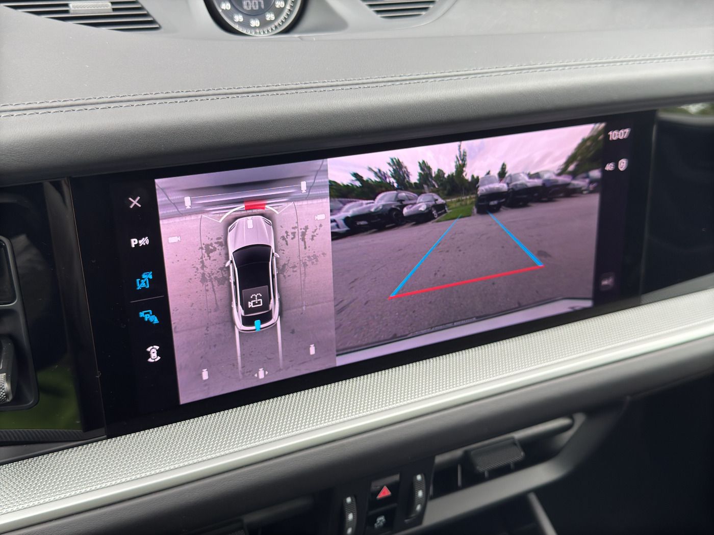 Porsche Cayenne E-Hybrid Coupe | Surround View |