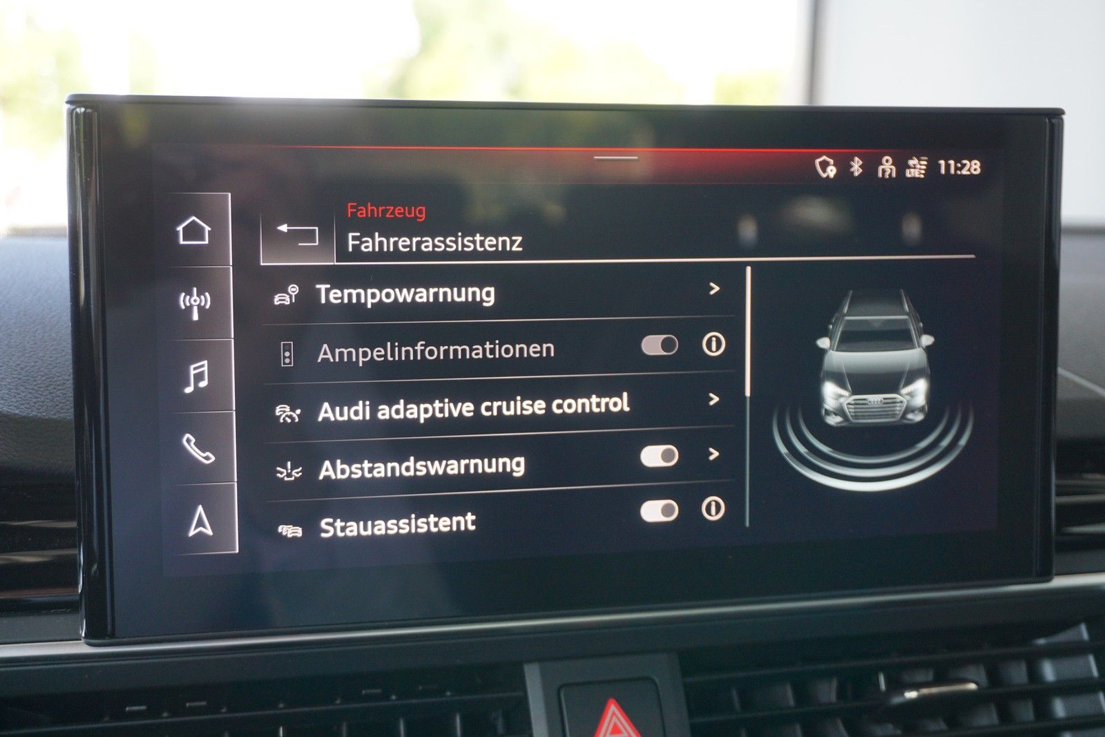 Audi A4 Avant 45 TFSI quattro advanced - Samsaru's Car Outlet