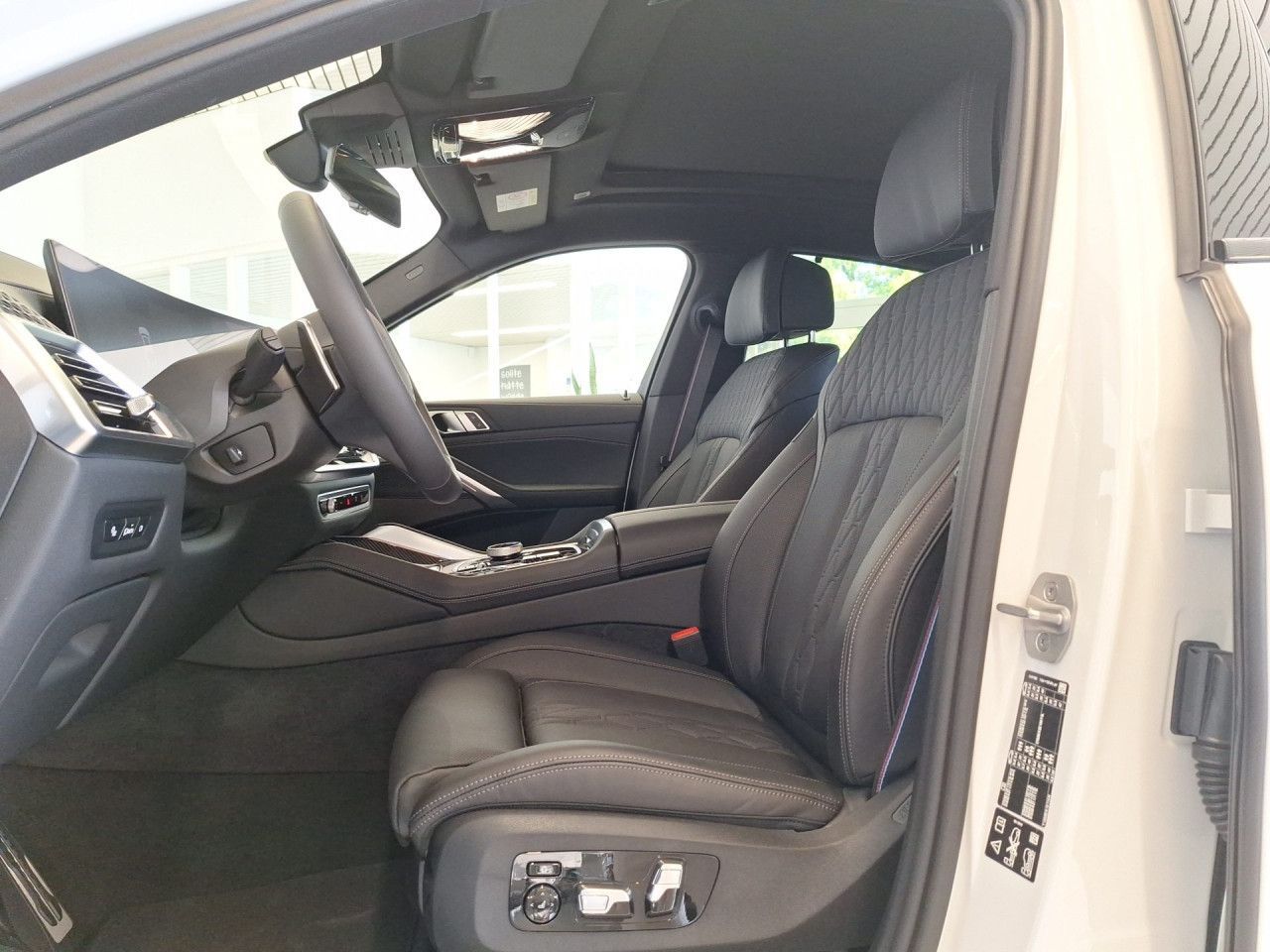 BMW X6 xD30d Leas ab 999 M SPORT PRO DAPr Sthz Pano