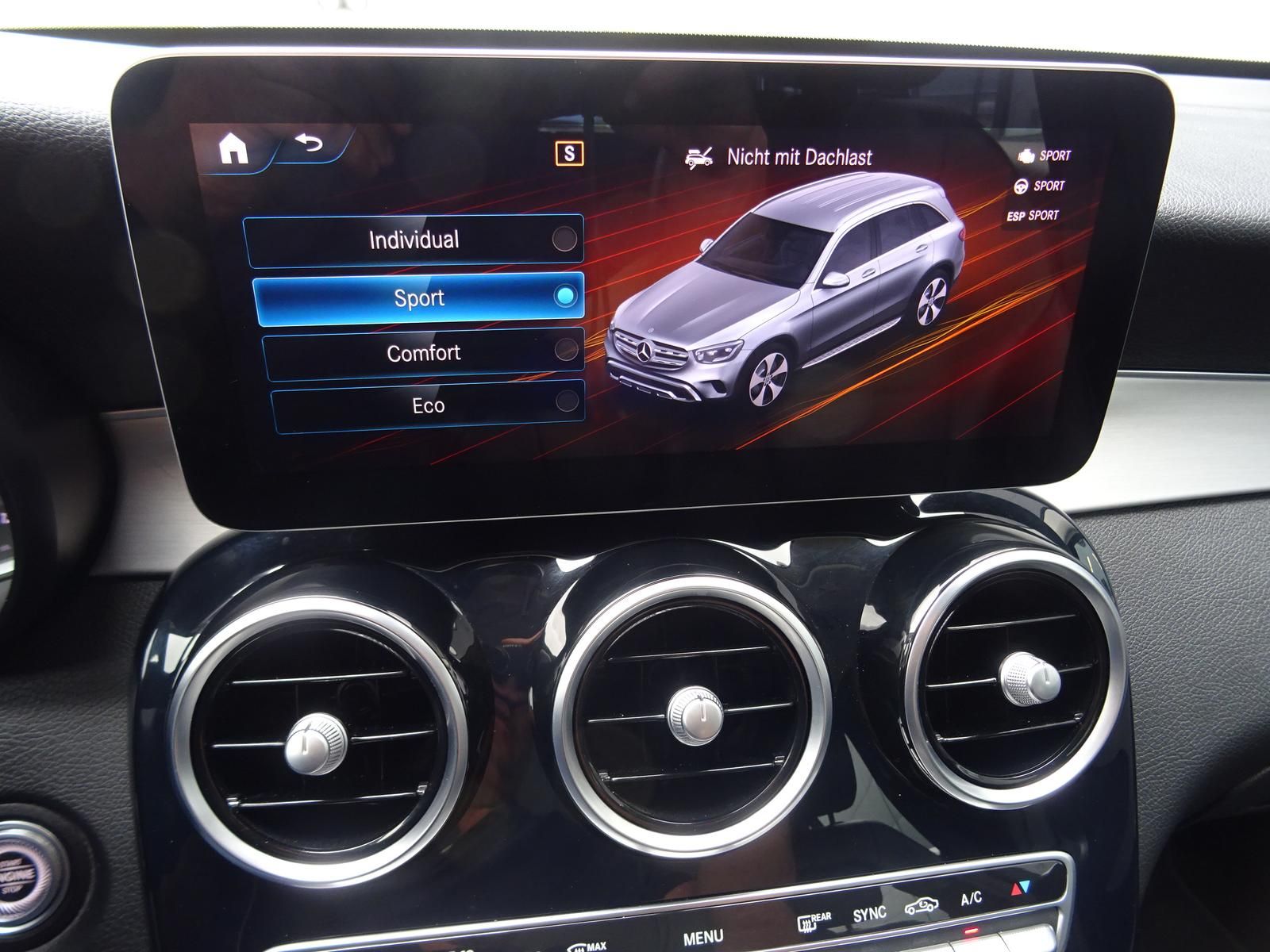 Mercedes-Benz GLC220d 4Matic - Samsaru's Car Outlet