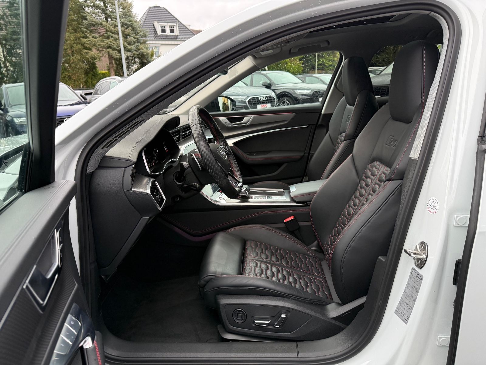 Audi RS6 Avant 4.0 TFSI quattro/Carbon/Pano/B&O/Laser