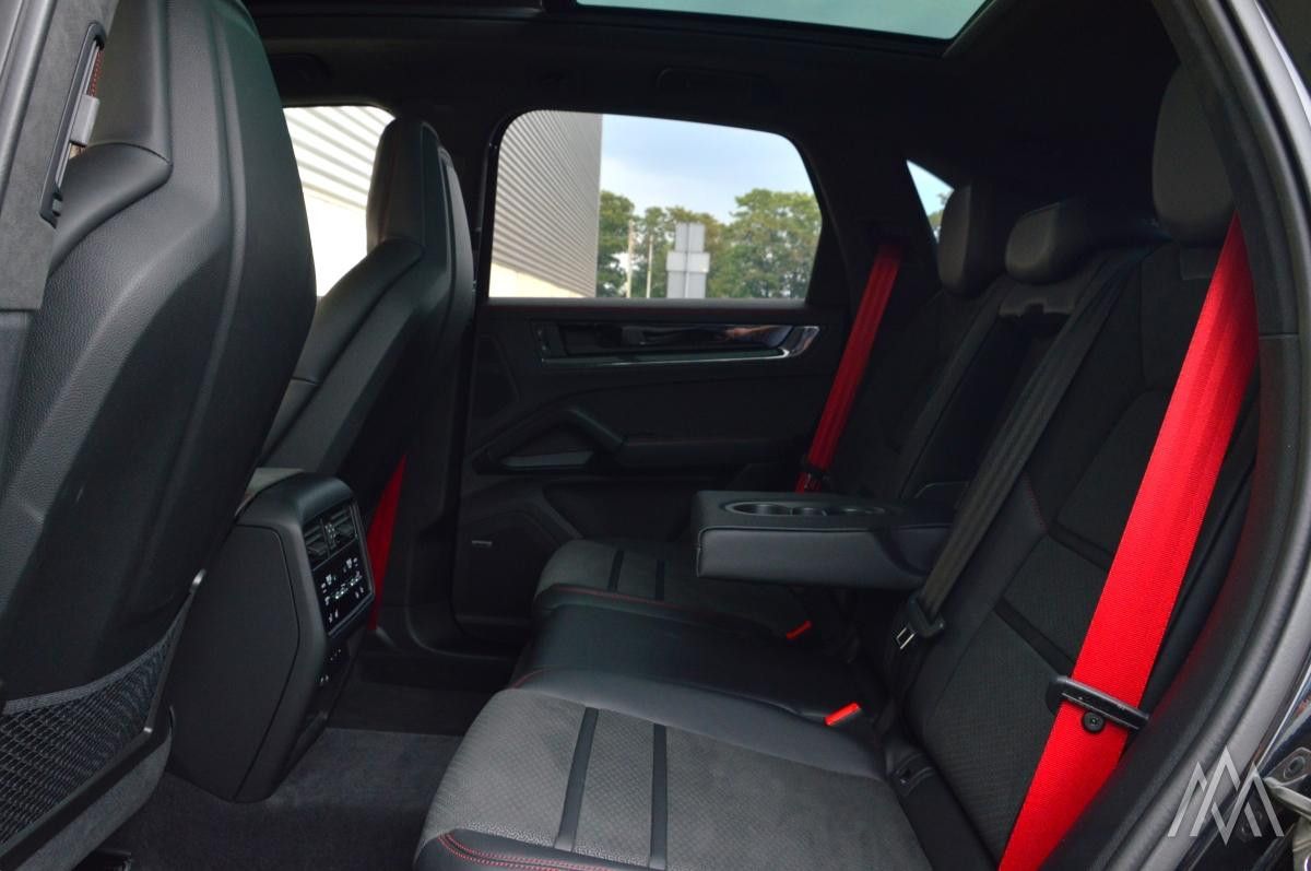 Porsche Cayenne 4.0 V8 GTS 500PS