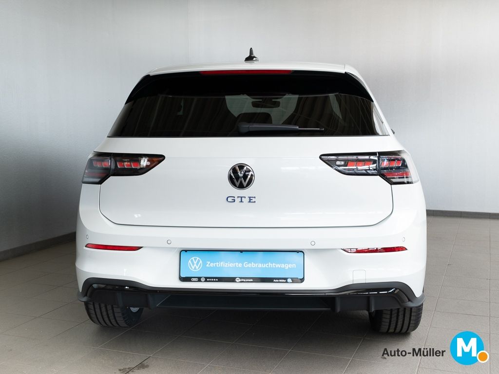 Volkswagen Golf VIII eTSI Hybrid DSG GTE Pano Leder Matrix