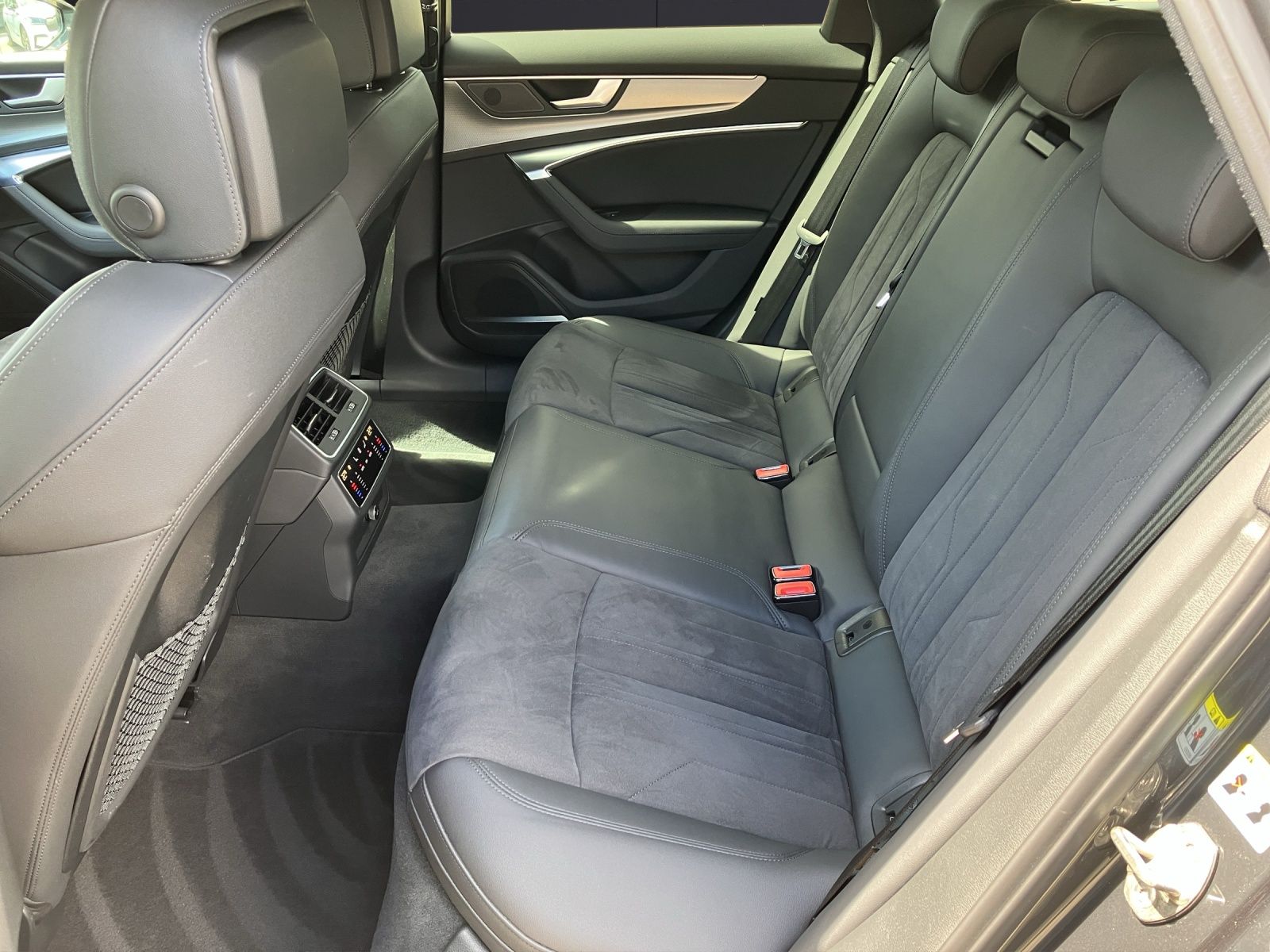 Audi A6 Allroad quattro 50 TDI basis - Samsaru's Car Outlet