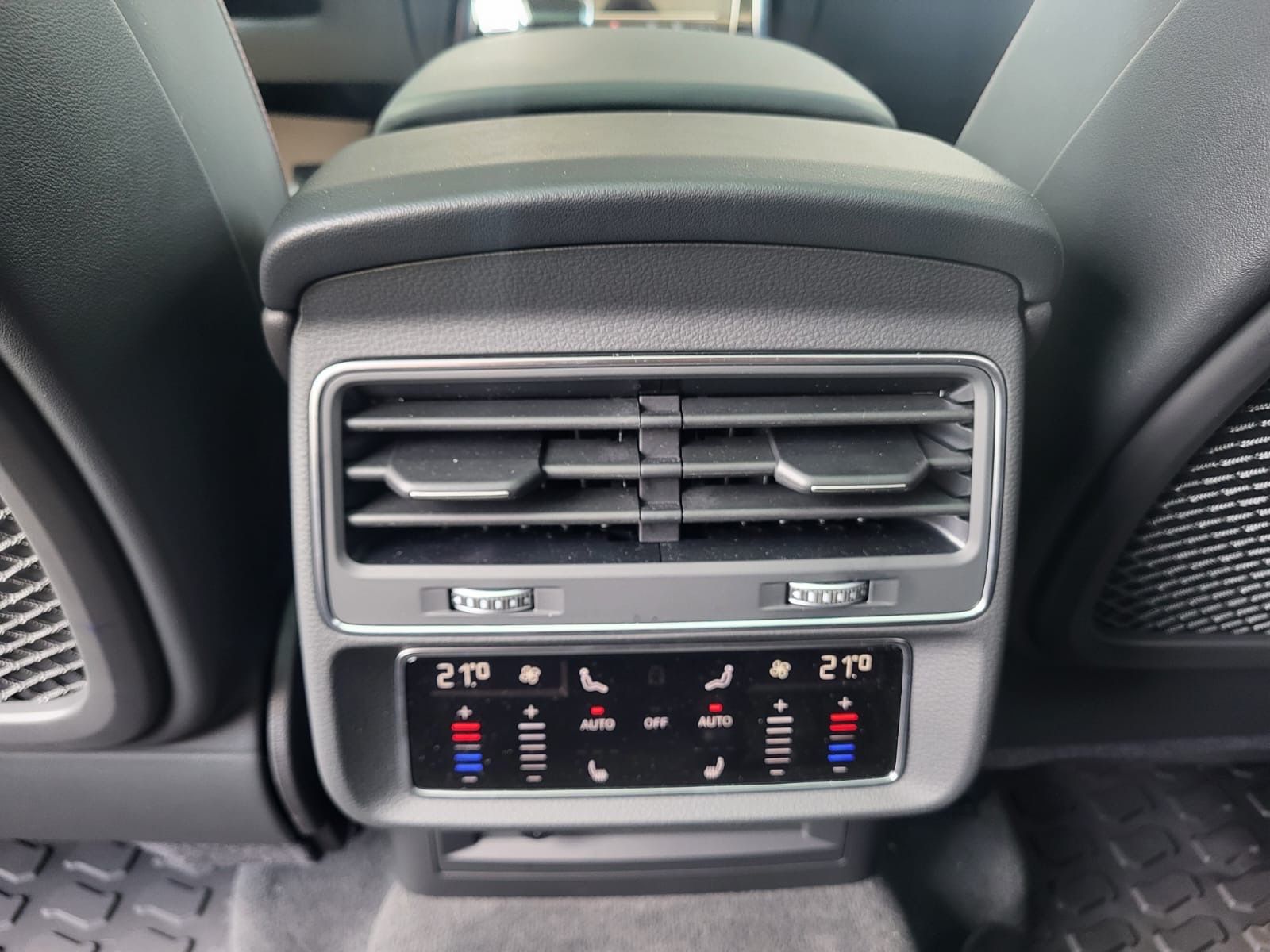 Audi Q8 50 TDI qu S Line Competition+ Pano StHzg B&O