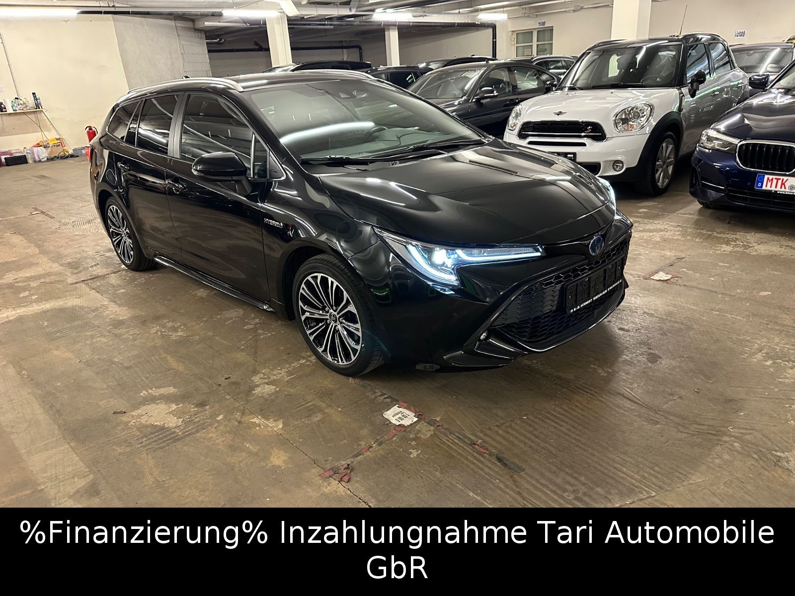 Toyota Corolla 2.0 Hybrid Touring Sports - Samsaru's Car Outlet
