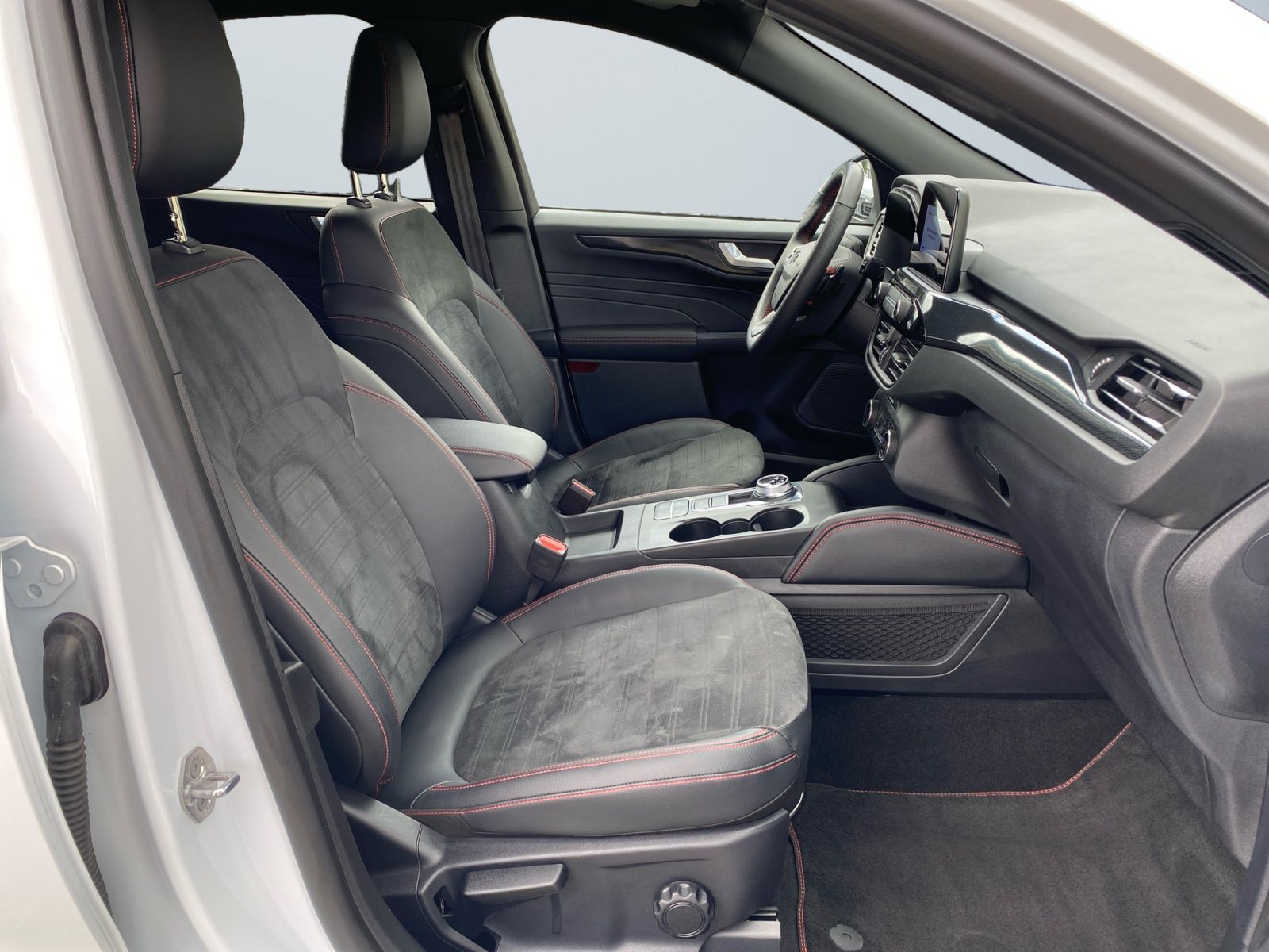 Ford Kuga ST-Line X 2.0 EcoBlue - Samsaru's Car Outlet