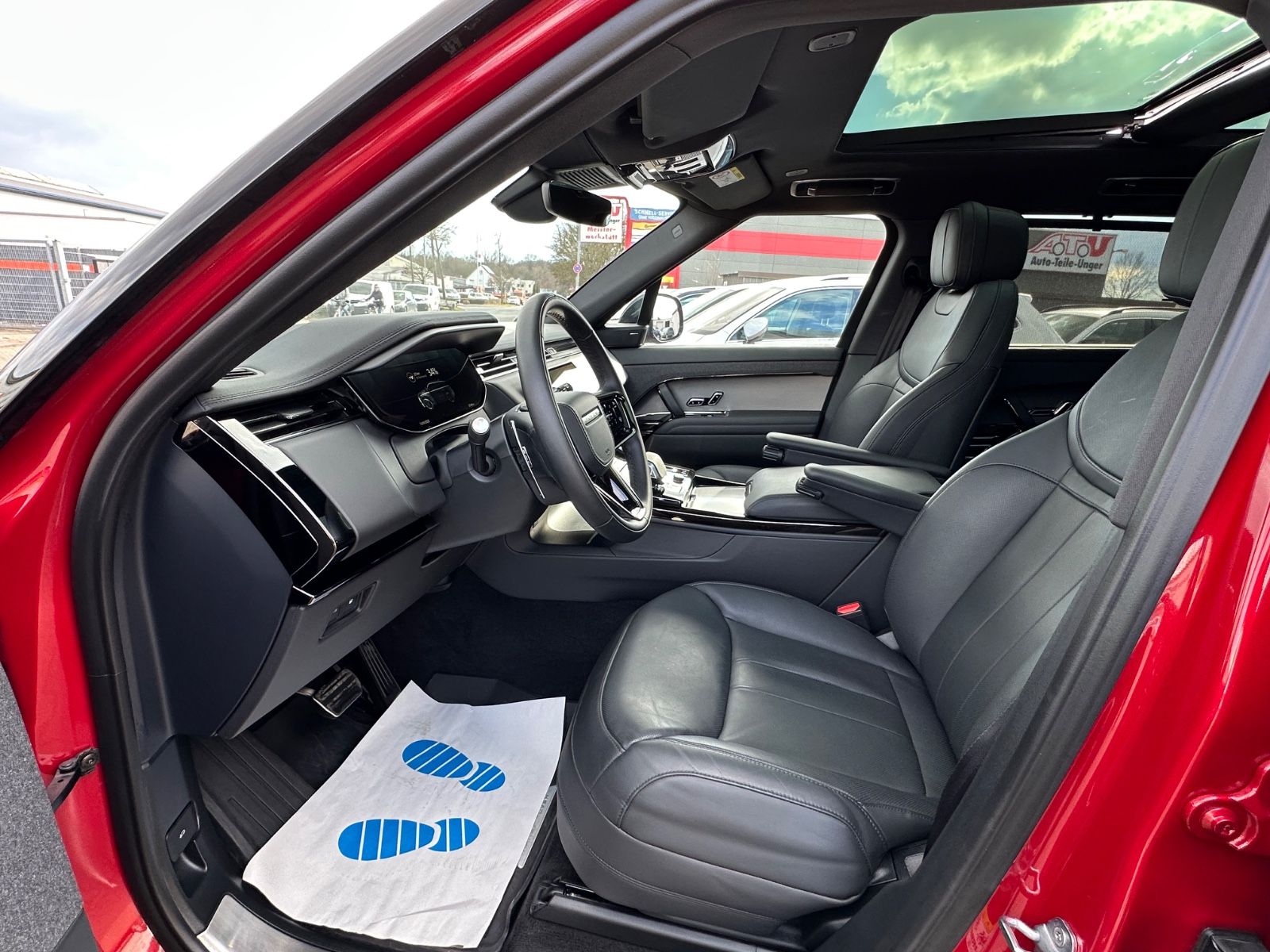 Range Rover Sport Dynamic SE Hybrid - Samsaru's Car Outlet