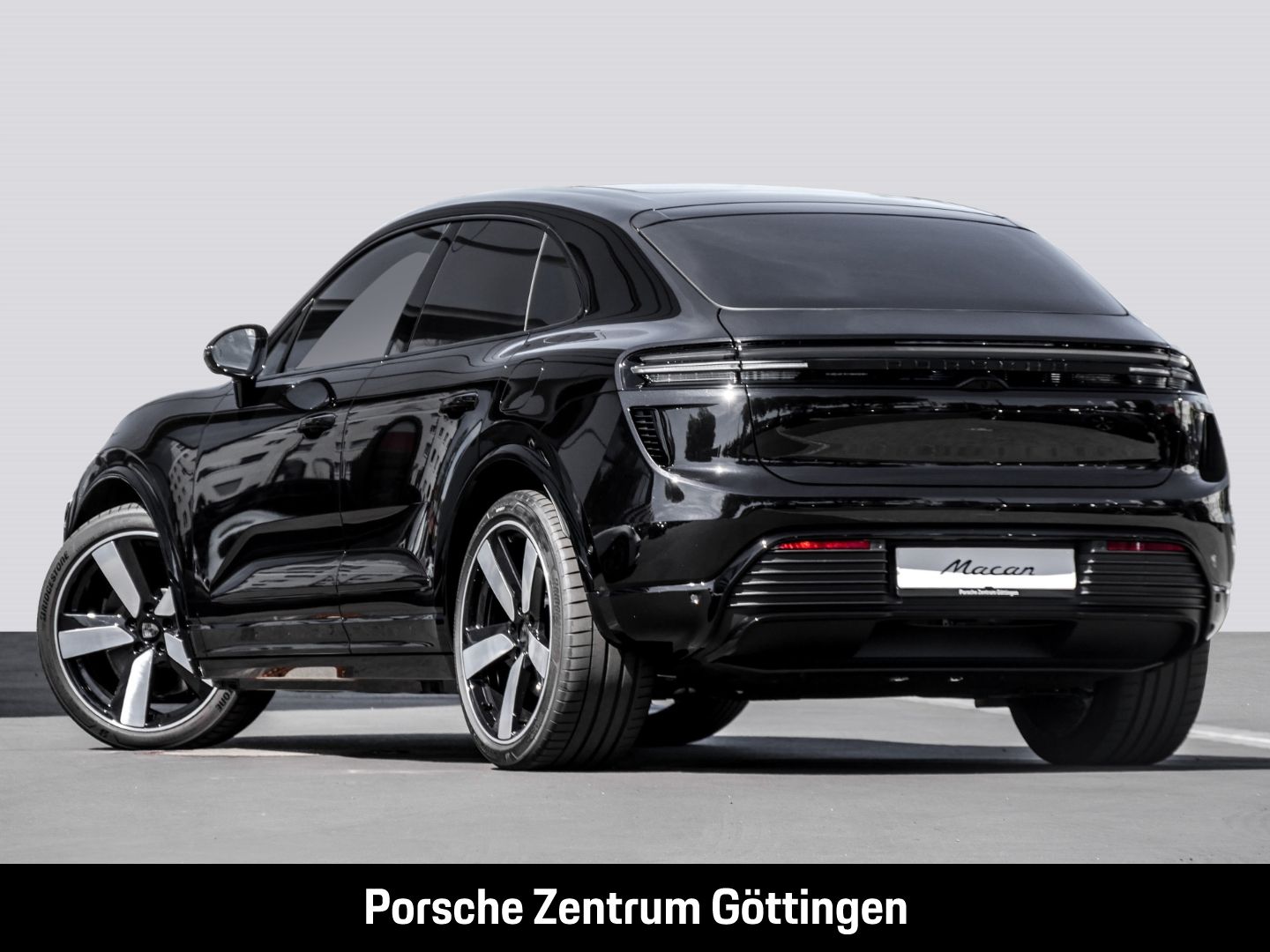 Porsche Macan Turbo InnoDrive LED-Matrix HA-Lenkung