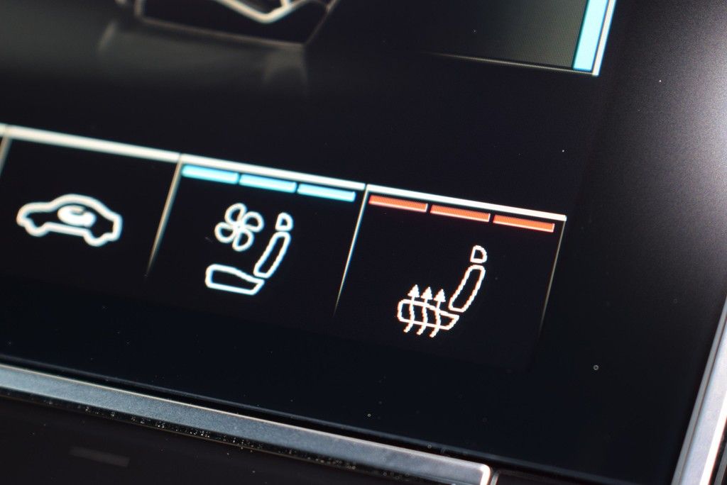 Audi Q7 50 TDI qu/Tip. *Competition+*Laser*AHK*Pano*