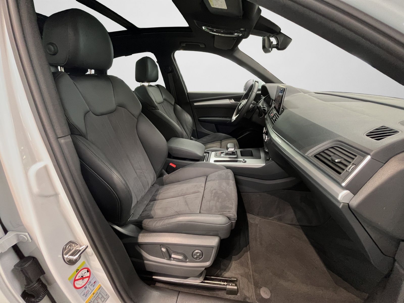 Audi Q5 Sportback advanced 45 TFSI quattro - Samsaru's Car Outlet