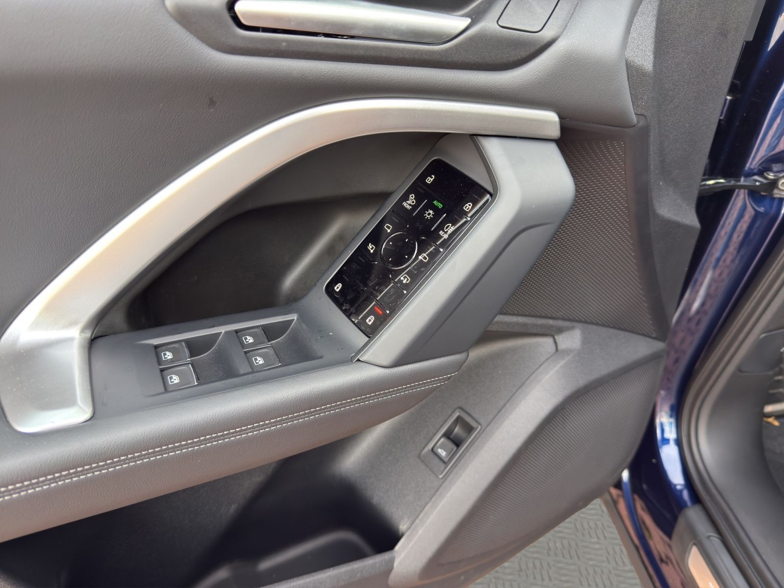 Audi Q5 TFSI S line Matrix Navi 360° AHK 21"