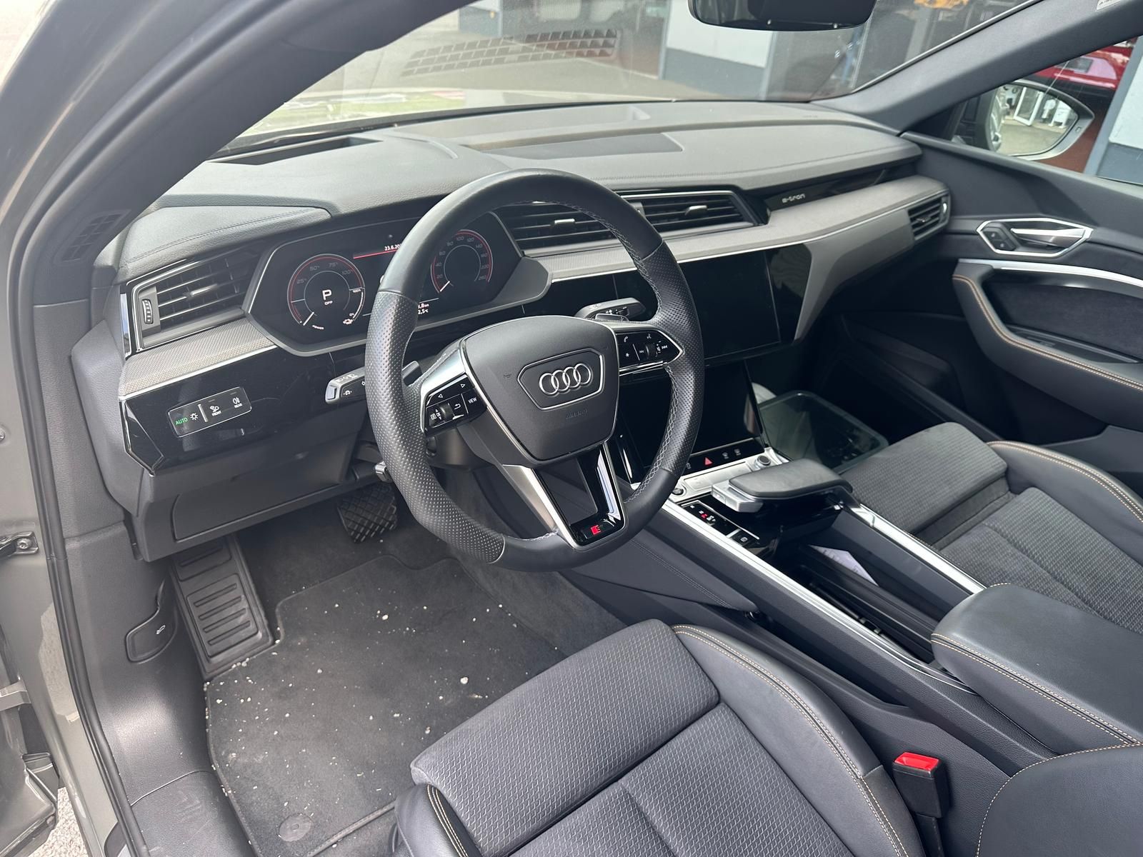 Audi e-tron Sportback 50 quattro S line 95kWh UPE:96T