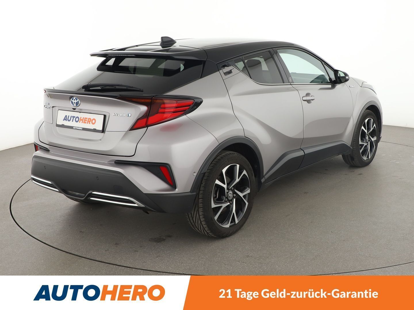 Toyota C-HR 2.0 Hybrid Team - Samsaru's Car Outlet