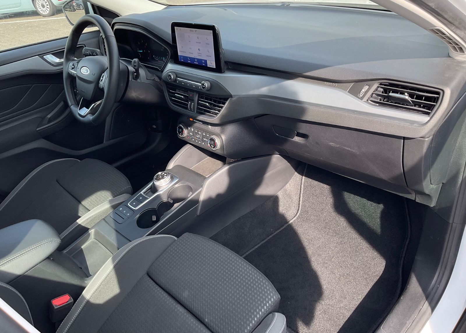 Ford Focus Turnier Cool & Connect - Samsaru's Car Outlet