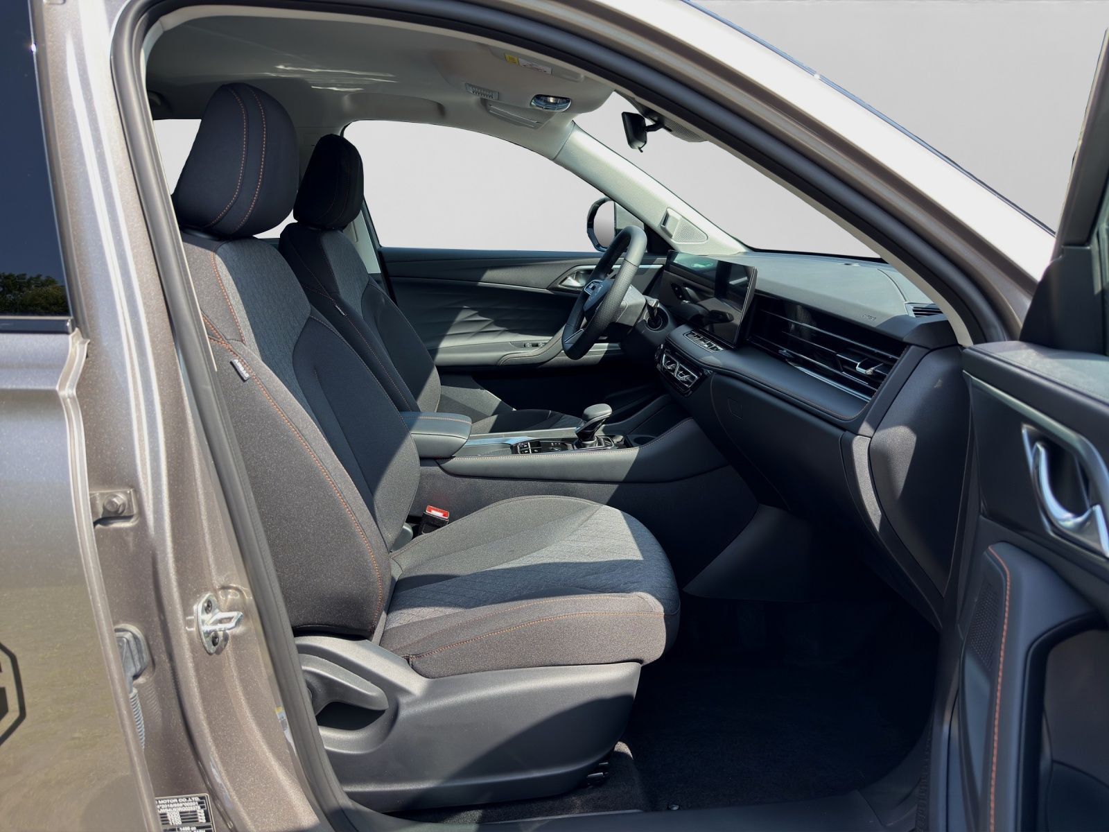 MG HS 1.5 AT Comfort Navi LED Virtual