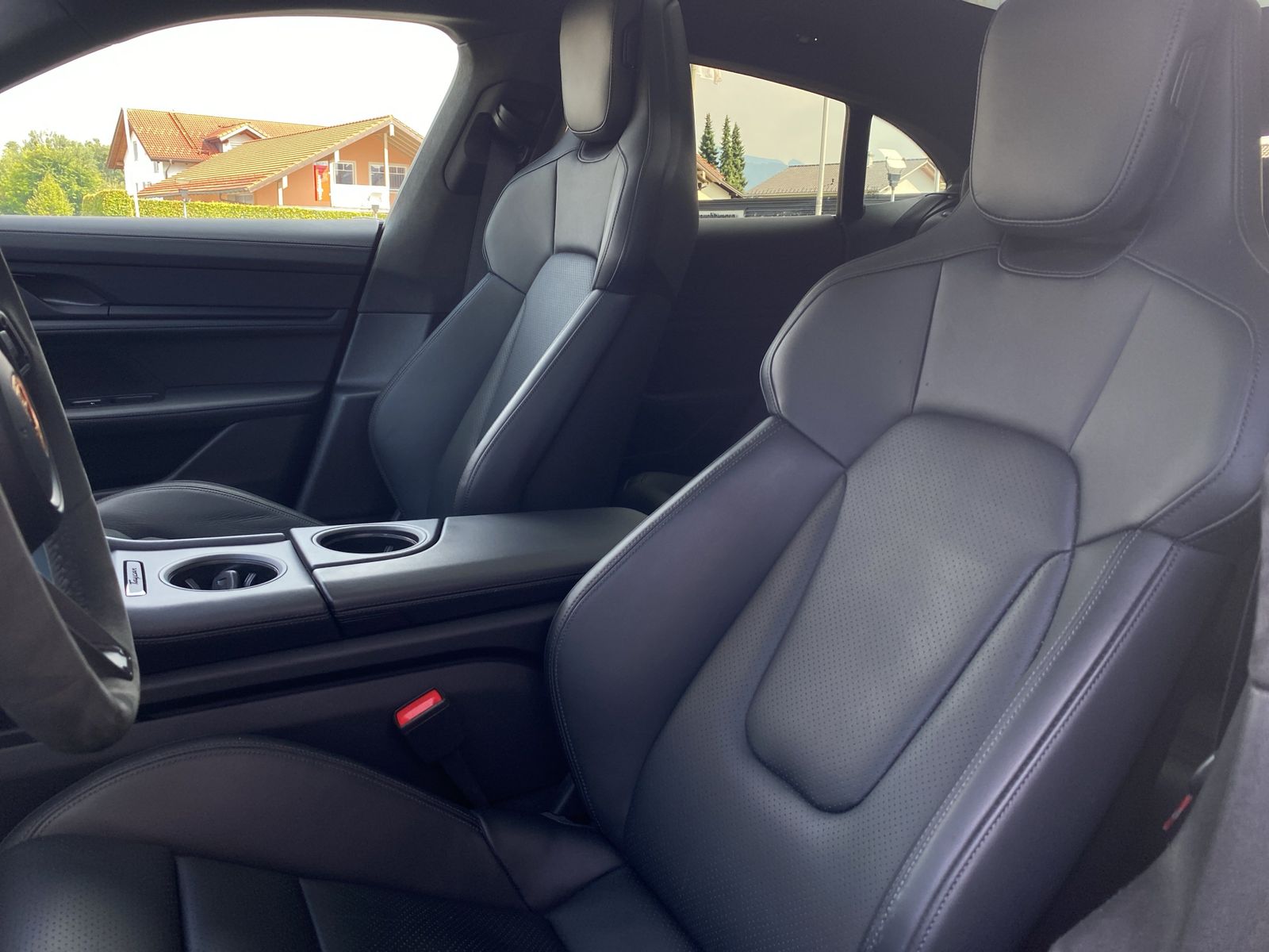 Porsche Taycan GTS Sport Turismo | BOSE | Panorama |