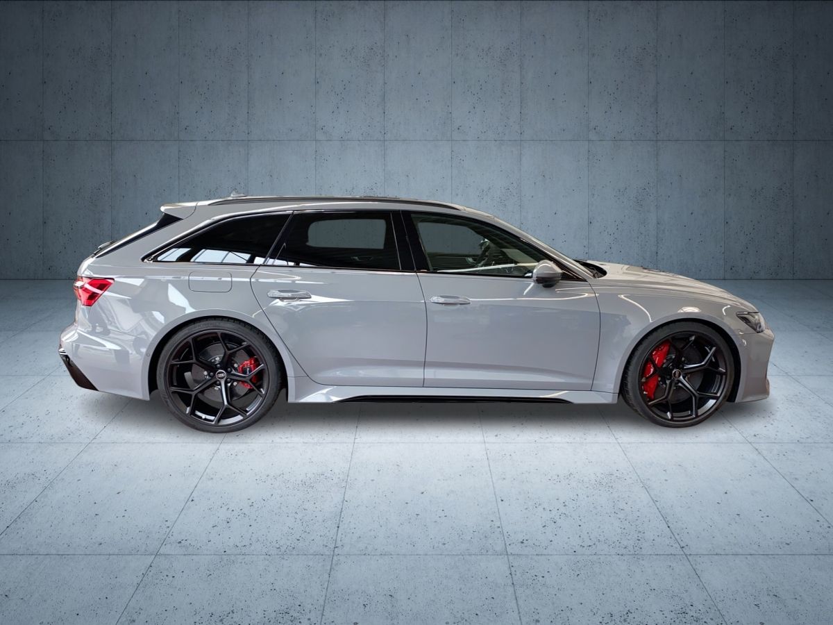 Audi RS 6 Avant performance Keramik Vmax305 StHz AHK