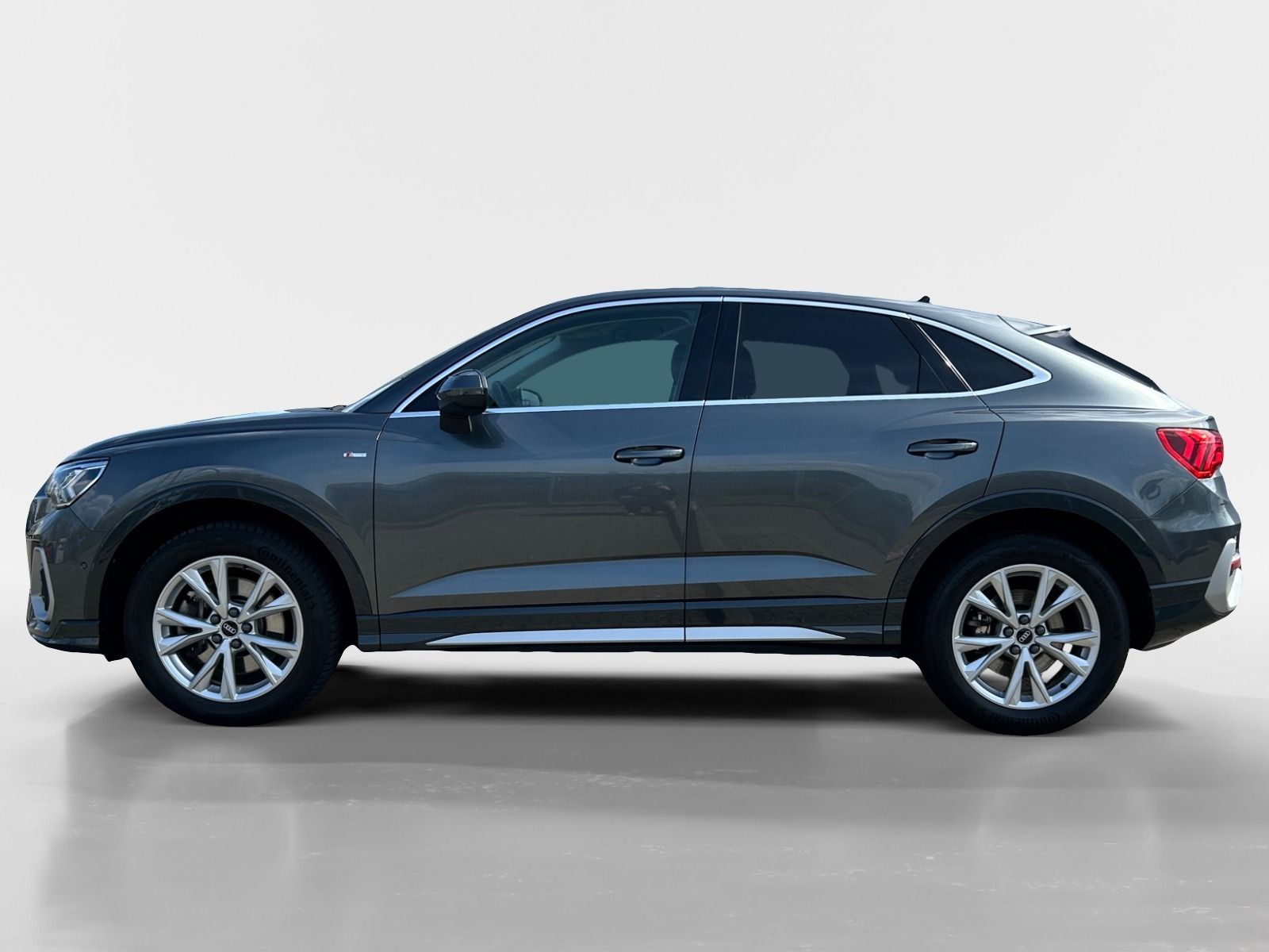 Audi Q3 Sportback 40 TFSI quattro S line - Samsaru's Car Outlet