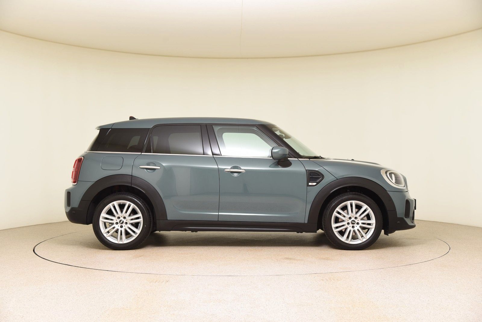 MINI Mini Cooper Countryman Classic - Samsaru's Car Outlet