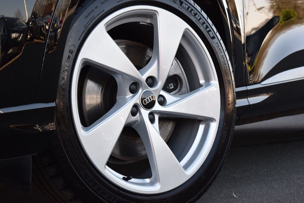 Audi Q5 TDI quattro *S-line*Pano*AHK*Matrix*360°