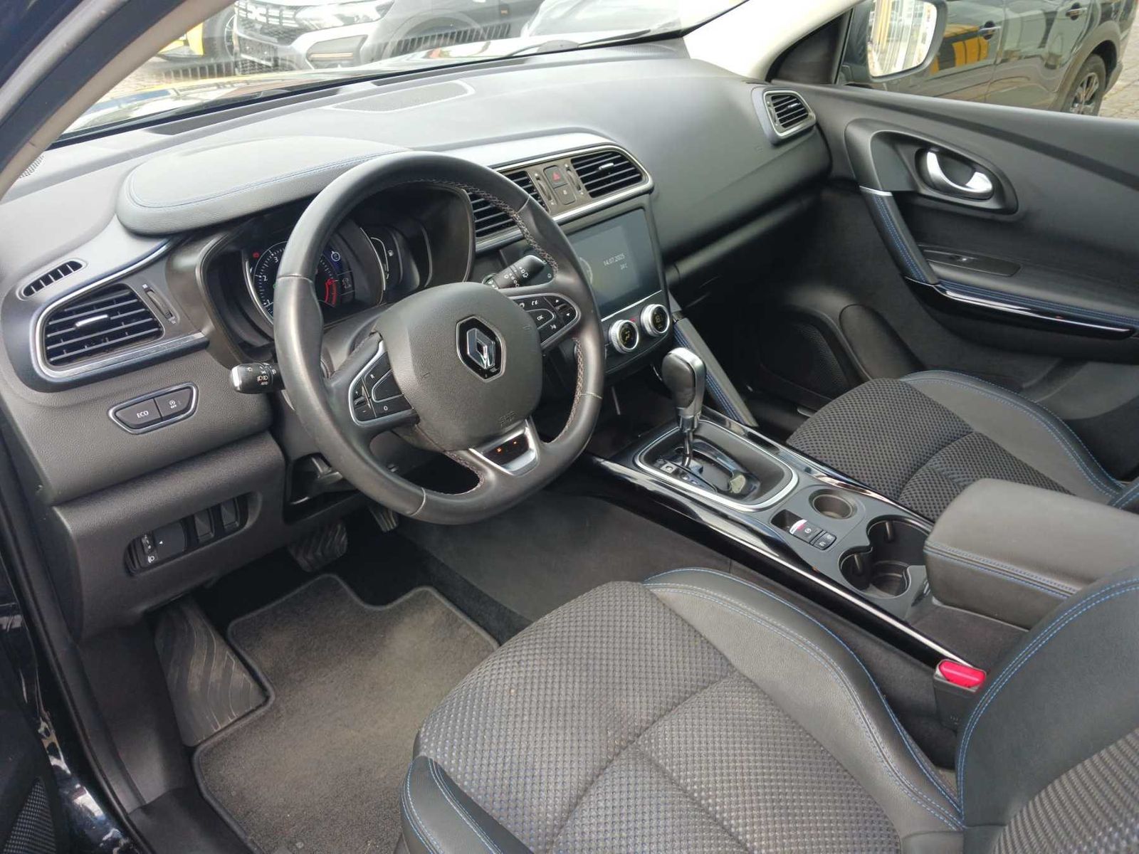 Renault Kadjar LIMITED - Samsaru's Car Outlet