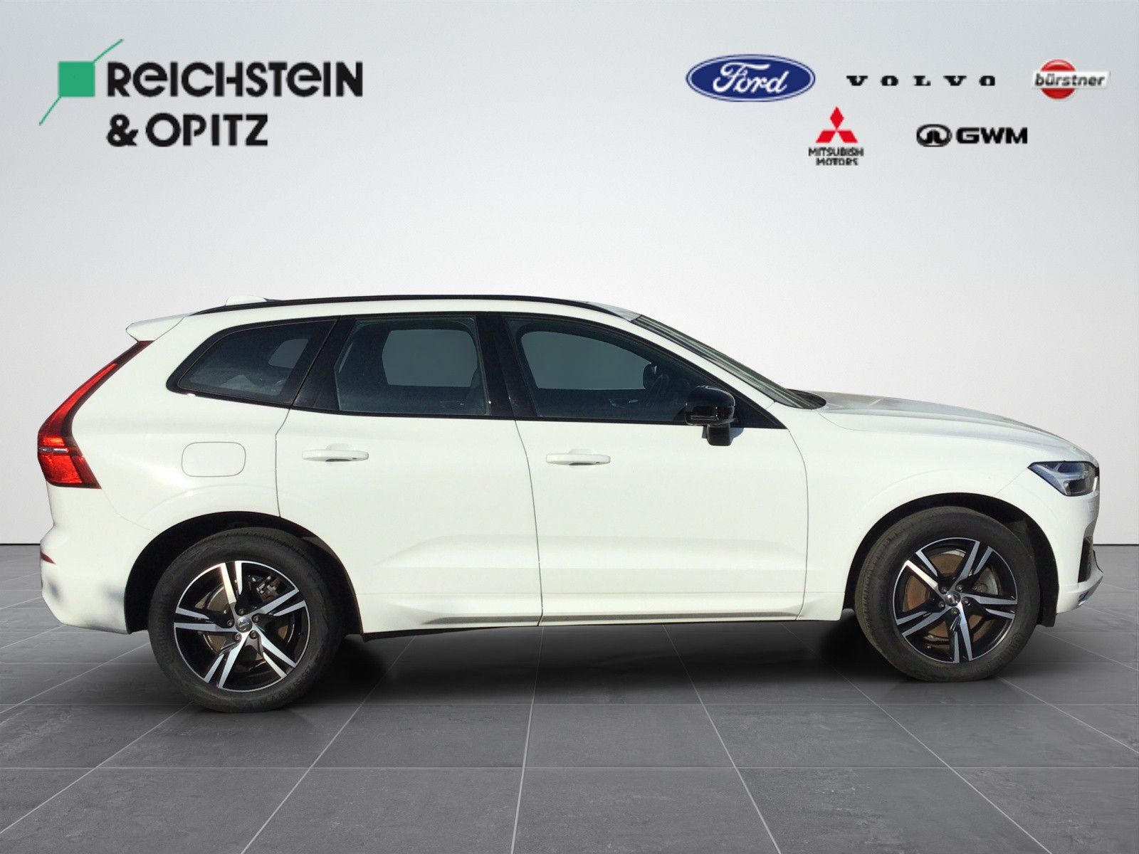 Volvo XC60 B5 AWD R Design - Samsaru's Car Outlet