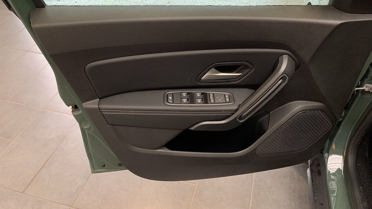 Dacia Duster JOURNEY TCe 150 EDC - Samsaru's Car Outlet
