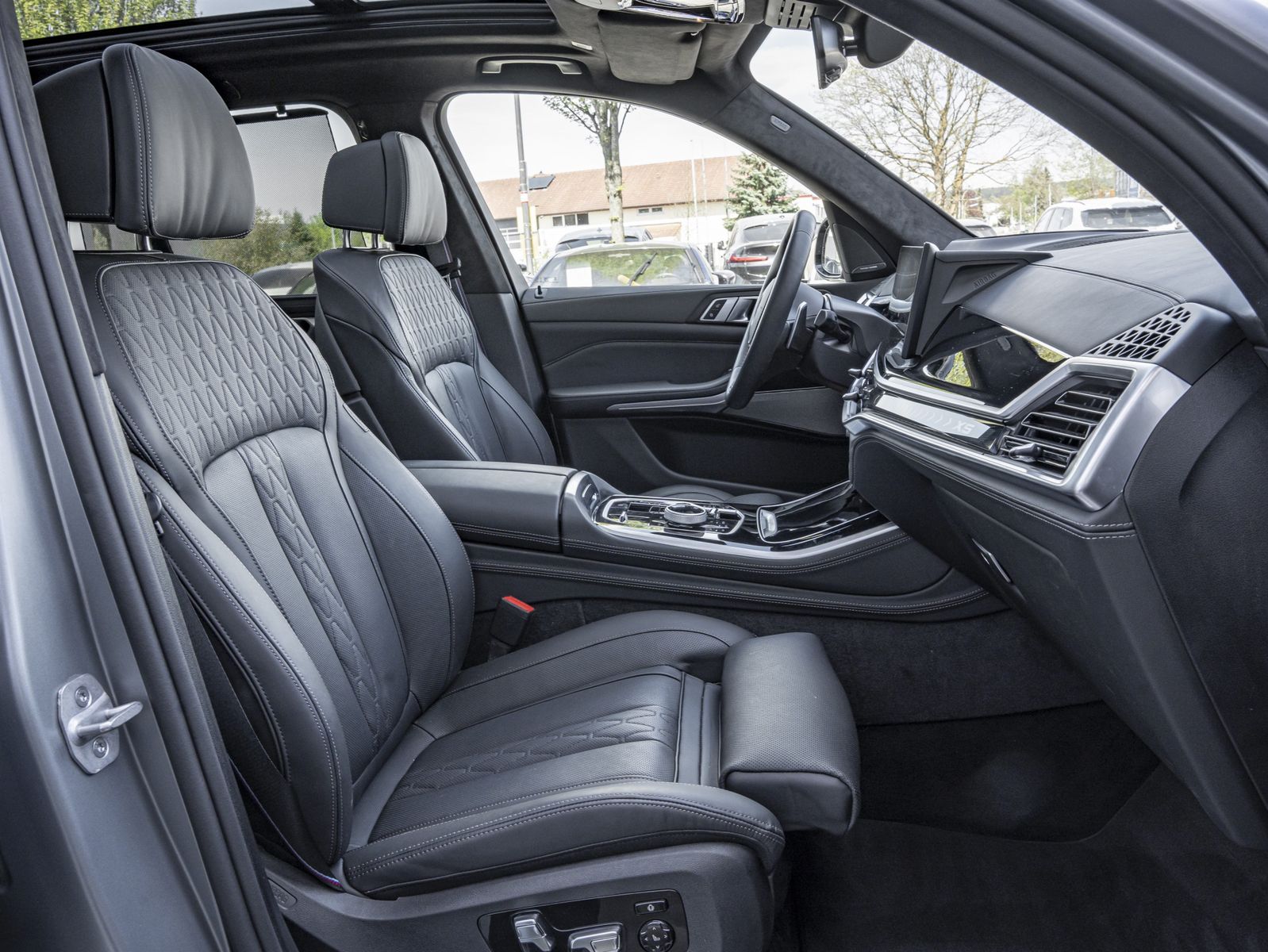 BMW X5 xDrive30d M-Sport Pro 7-Sitz 2-ACHS AKTIVLENK