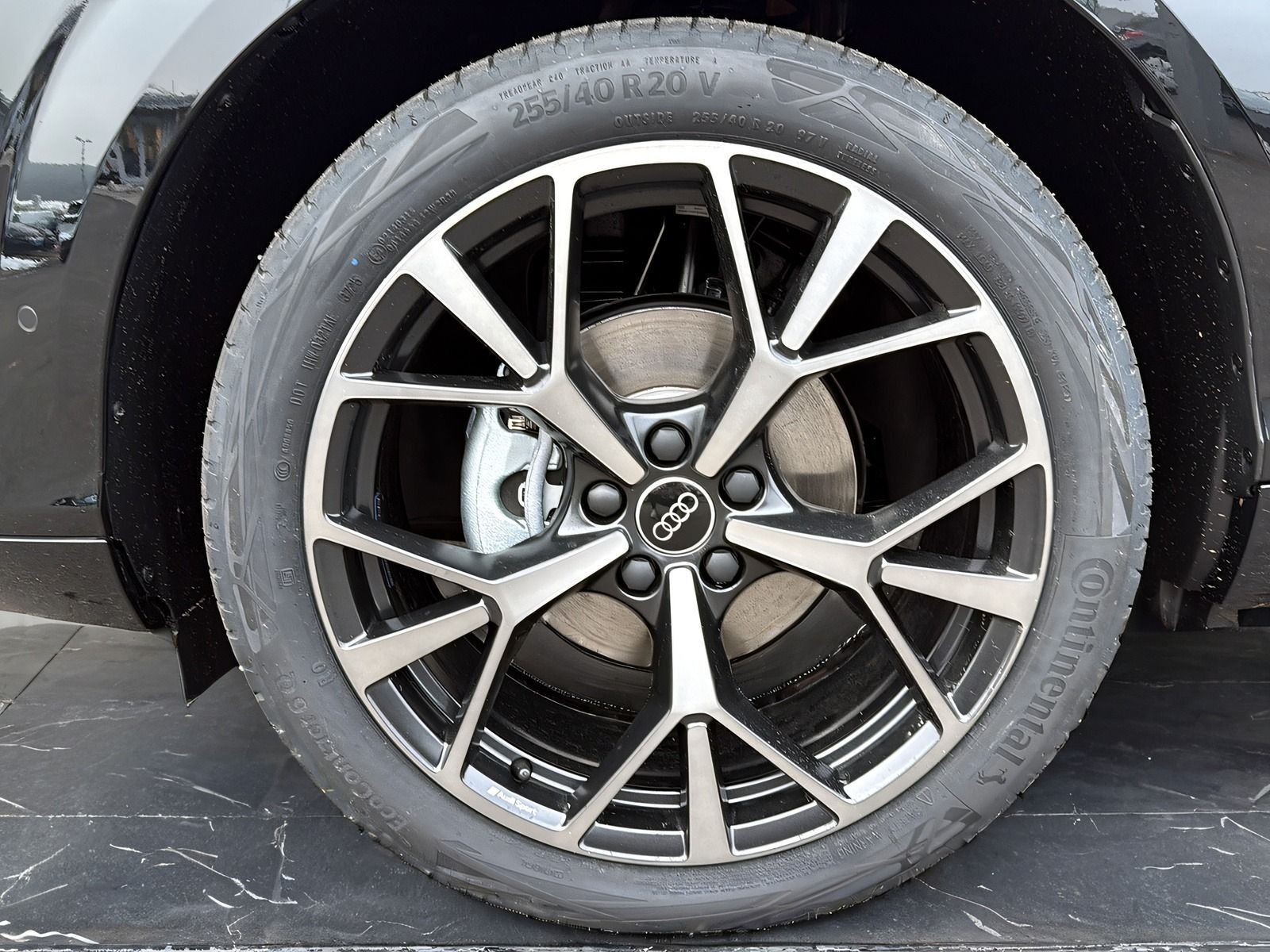 Audi Q3 TFSI KAMERA+TECH PLUS+AHK+ACC+BT+S-LINE+