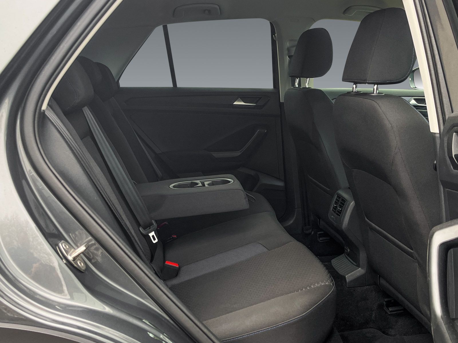 Volkswagen T-Roc 1.5 TSI United - Samsaru's Car Outlet