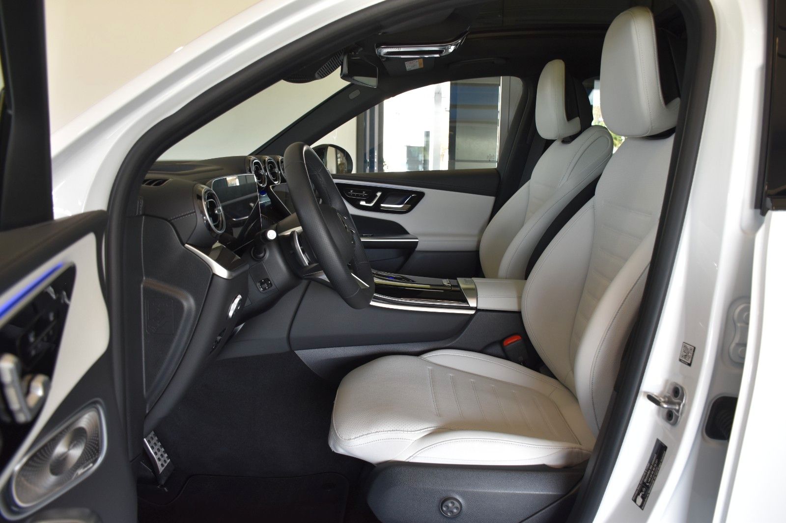Mercedes-Benz GLC 300 de 4M AMG LINE - Samsaru's Car Outlet