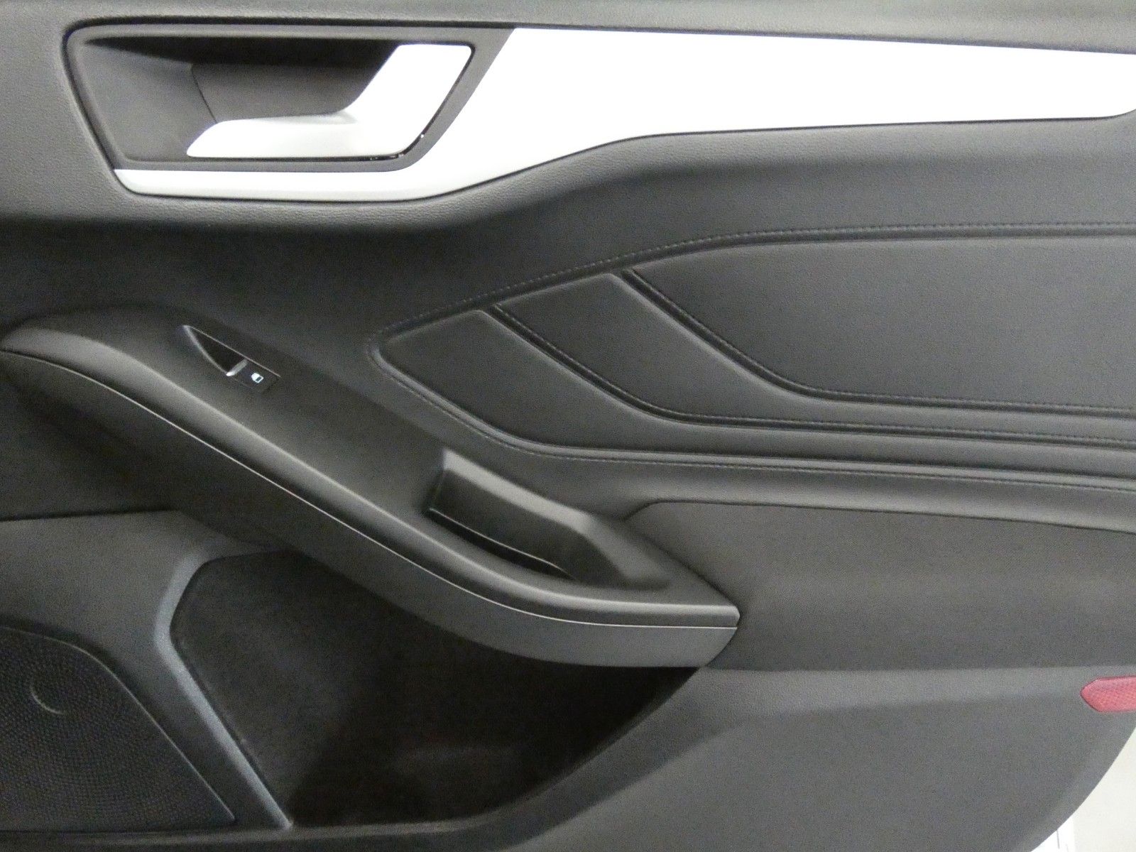 Ford Focus Turnier 2.0 - Samsaru's Car Outlet