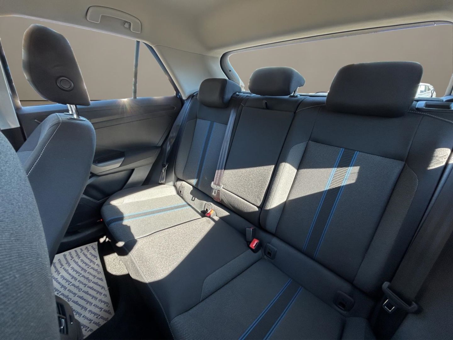 Volkswagen T-Roc Style 1.5 TSI DSG - Samsaru's Car Outlet