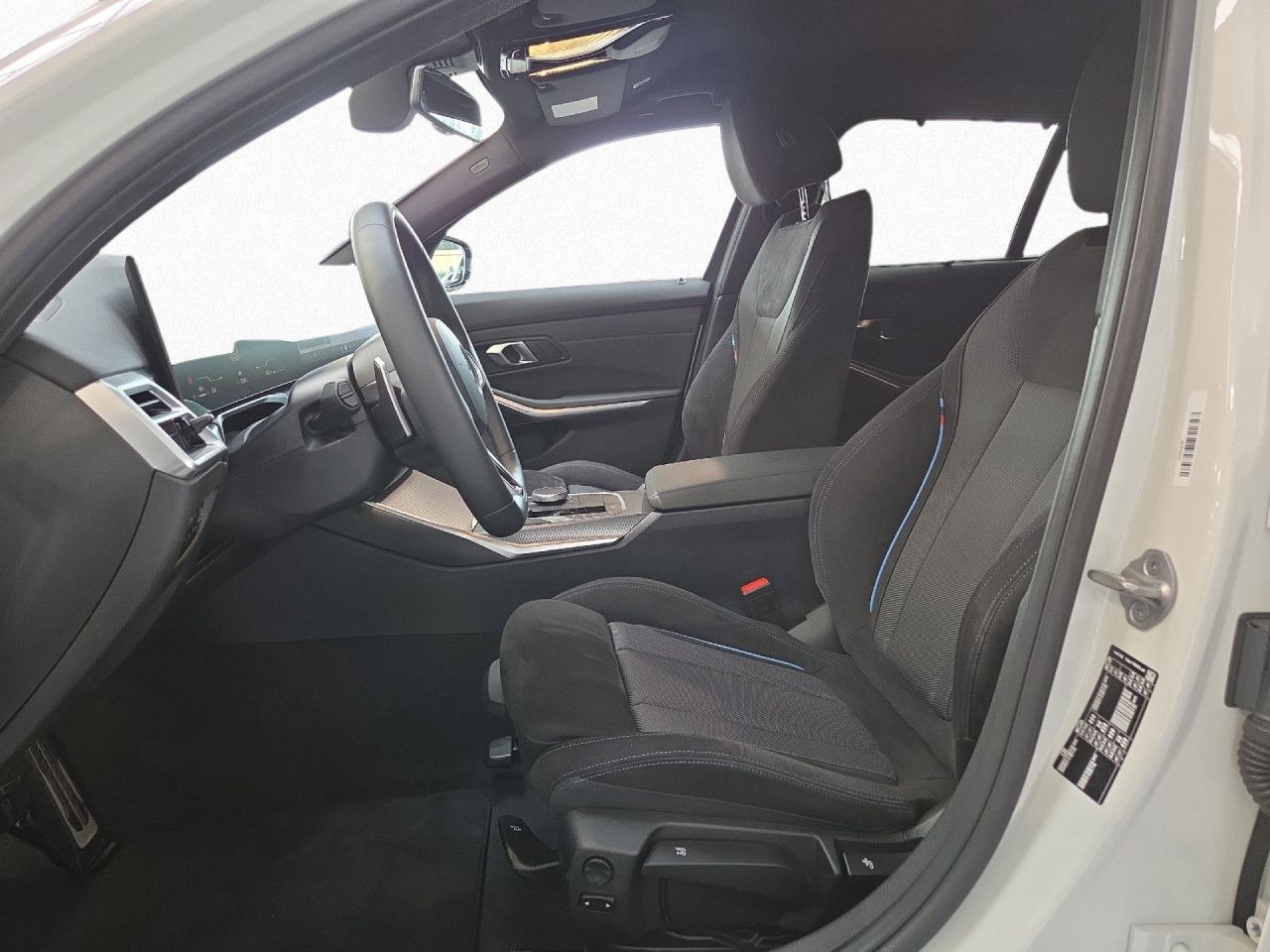 BMW 320d Touring M Sport AHK,AdpLED,DA,St&Go,PA HUD
