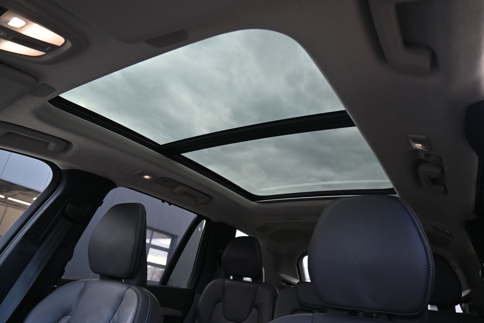 Volvo XC90 B5 Ultimate Bright AWD MASS*LUFT*BW*HUD*AHK