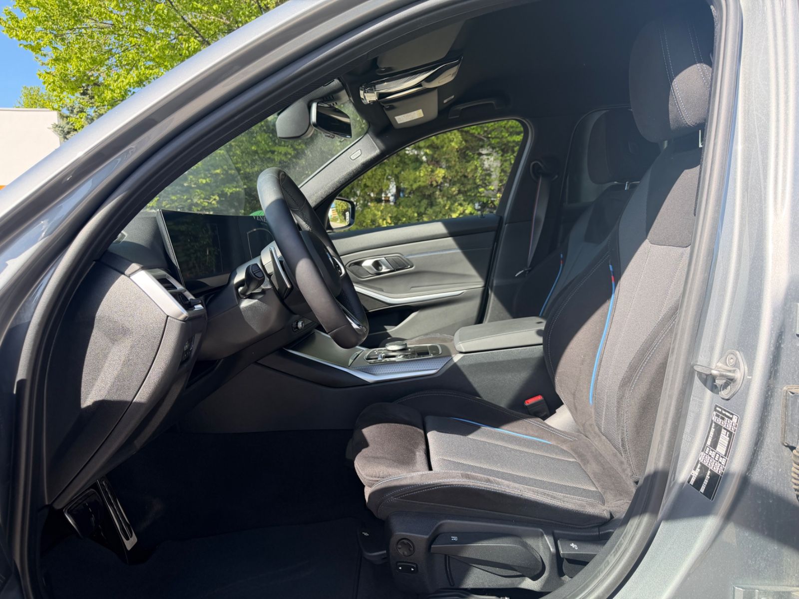 BMW 320i Touring M-Sport 360*/ACC/LED/1.Hd