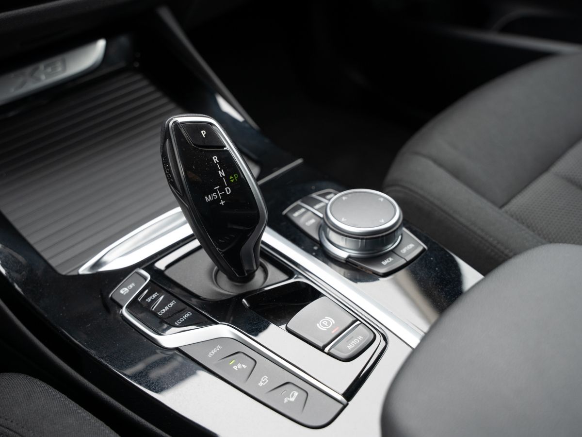 BMW X3 xDrive30e Advantage - Samsaru's Car Outlet