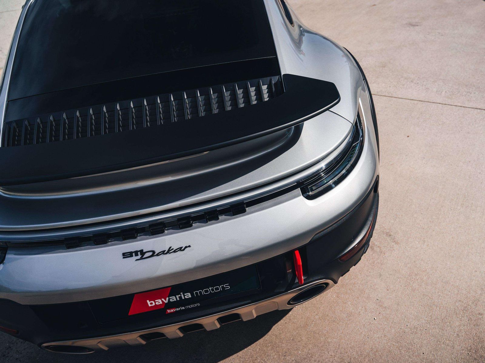 Porsche 992 Dakar / GT-Silver / Carbon / VAT
