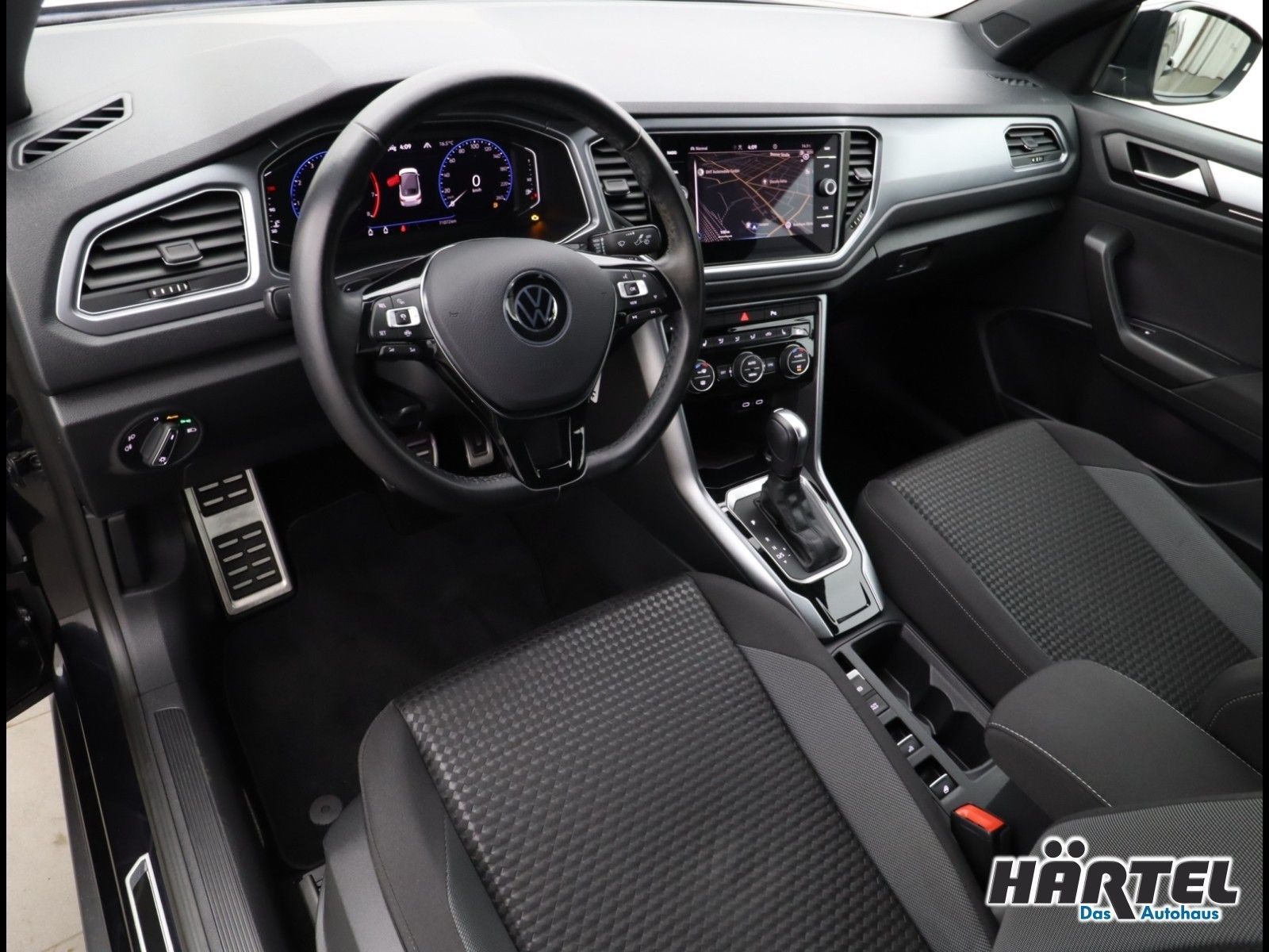 Volkswagen T-ROC CABRIOLET 1.5 TSI DSG - Samsaru's Car Outlet