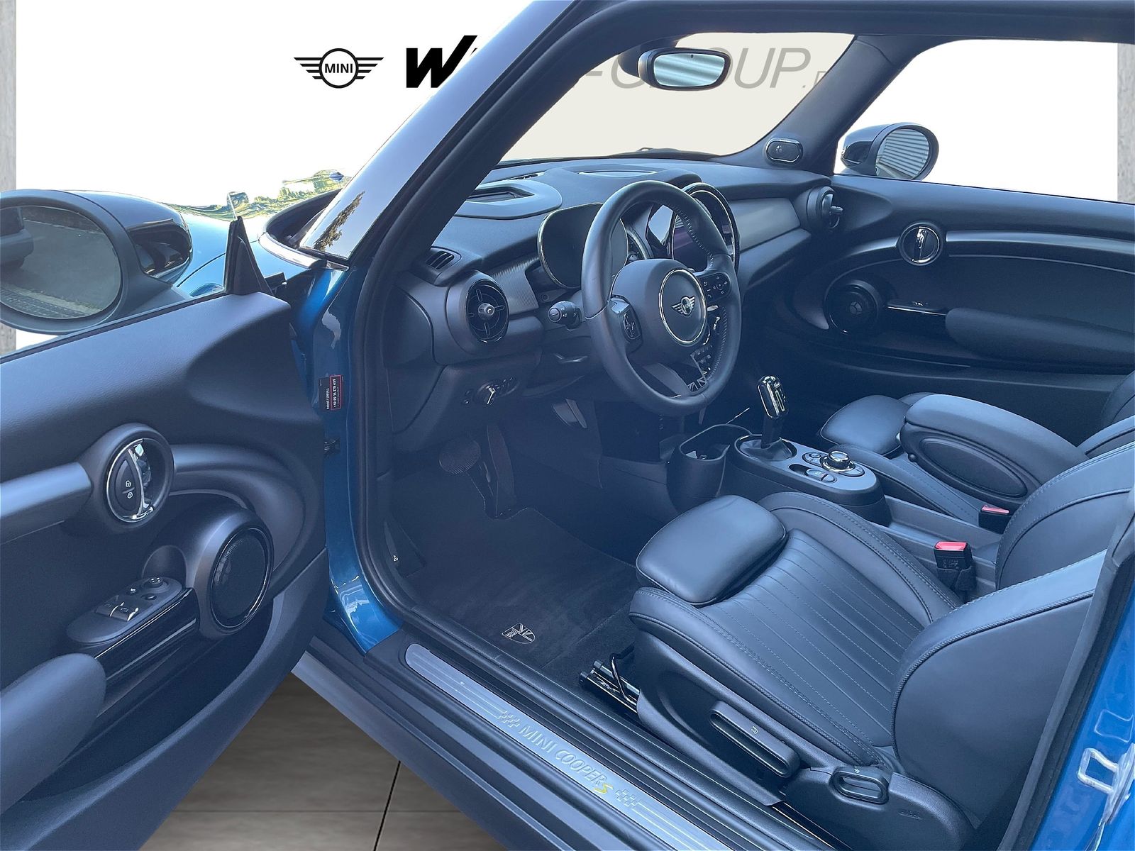 MINI Cooper SE - Samsaru's Car Outlet