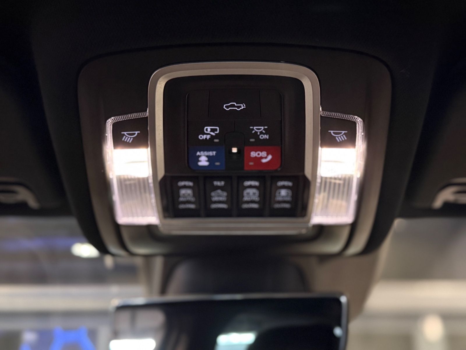 Dodge RAM 1500 5.7 LIMITED/NIGHT/VIRTUAL/FACELIFT/19%/