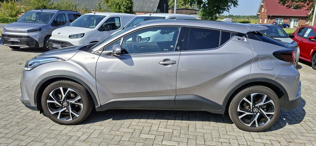 Toyota C-HR Hybrid Team Deutschland