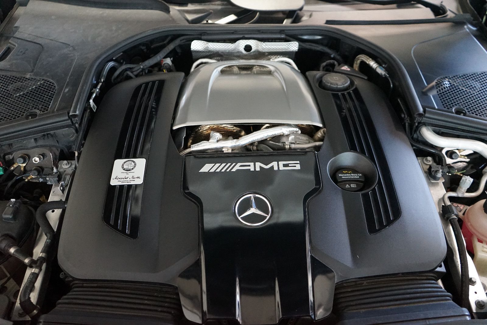 Mercedes-Benz S 63 AMG E-Performance 4M+ L Massage+TV+Panorama