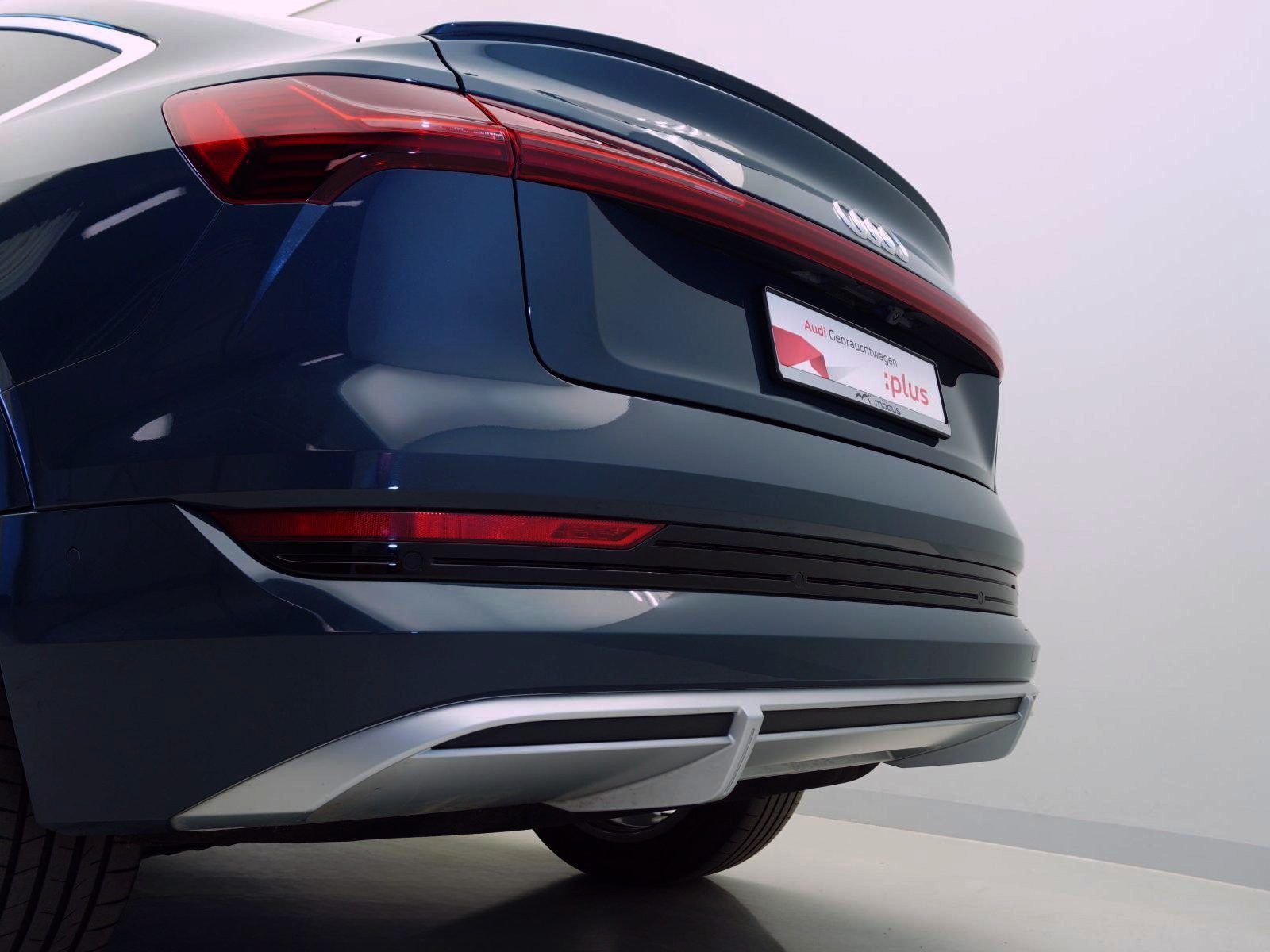 Audi e-tron Sportback 50 qu*S-LINE*MATRIX*HUD*AHK*NAV