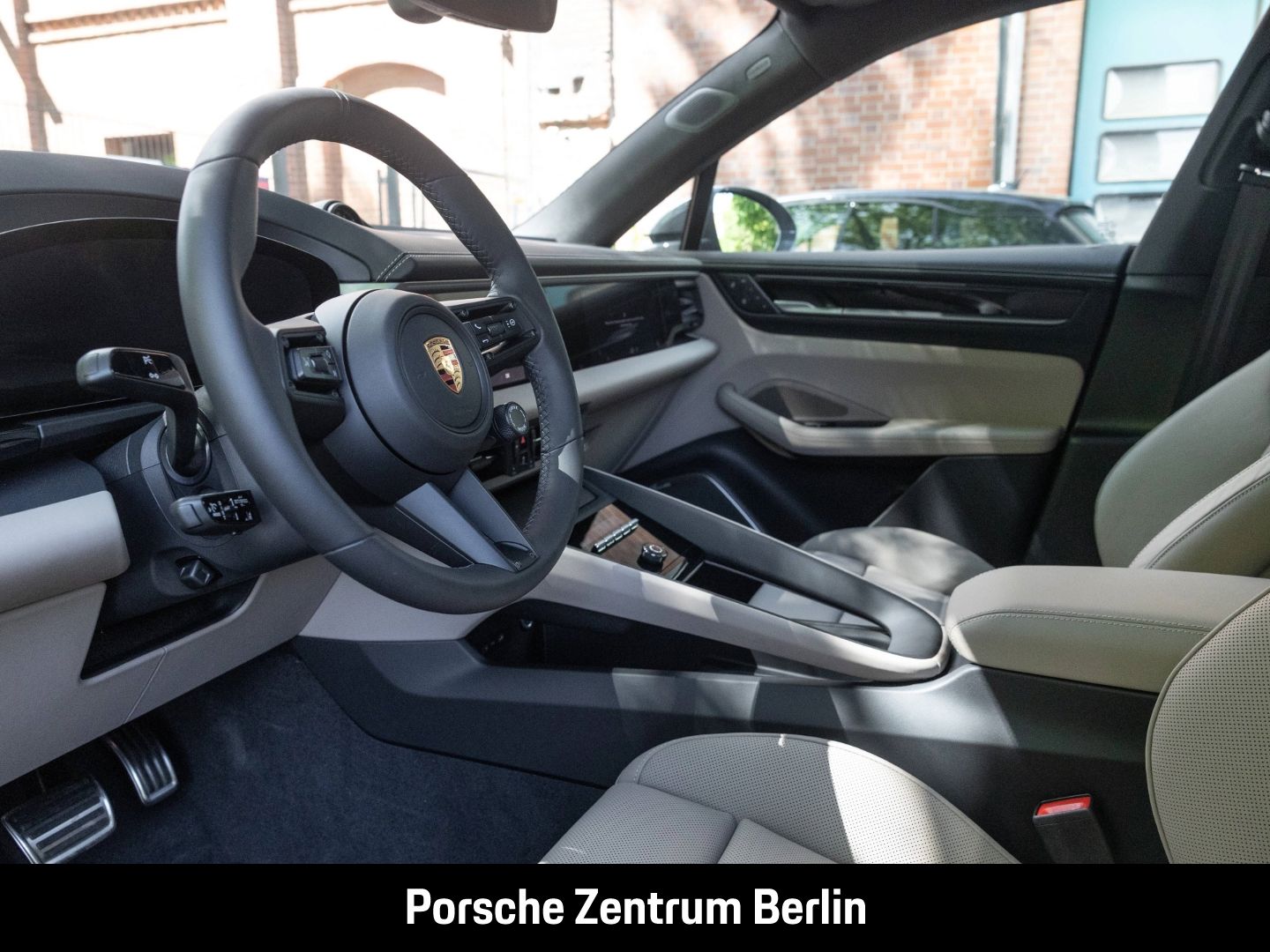 Porsche Macan 4S Burmester Rückfahrkamera Panorama LED