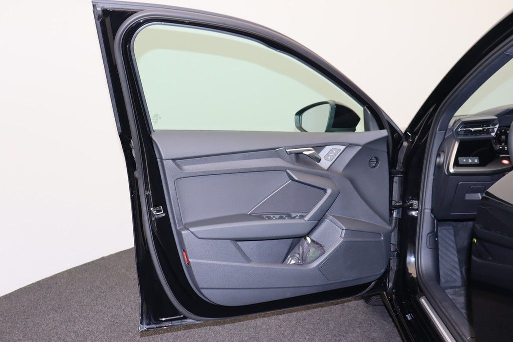 Audi A3 Sportback 35 TFSI . Virt.Cockpit LED Navi