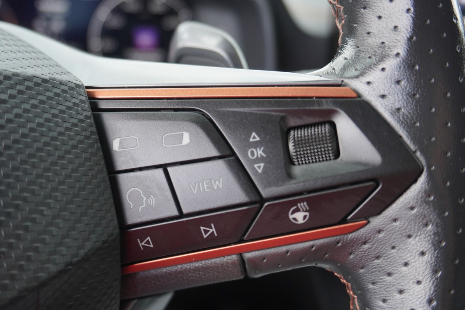 Cupra Formentor 1.4 e-HYBRID DSG - Samsaru's Car Outlet