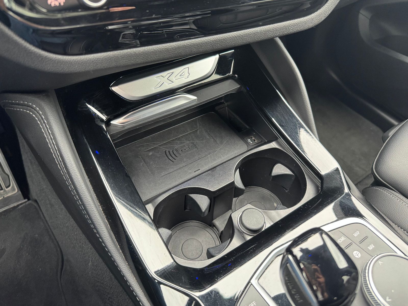 BMW X4 xDrive30d*M Sport*Laserlicht*HUD*AHK*SHZ*Kam.